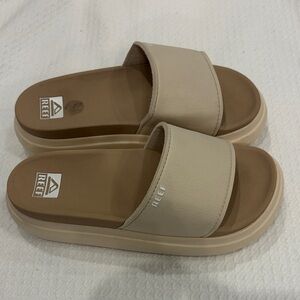 Reef Bondi Bay Platform Cushion Slide Sandals – Beige/Tan – Women’s Size 8
